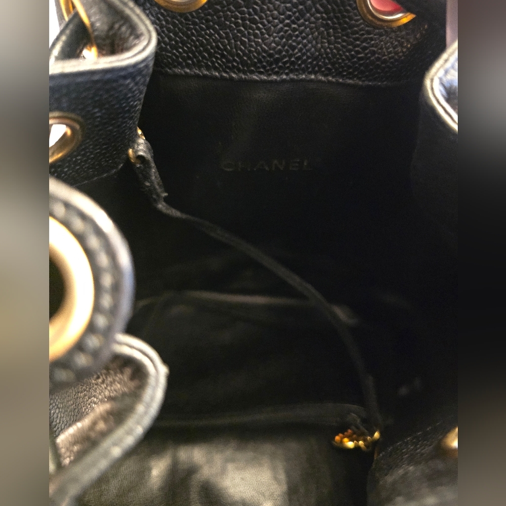 Vintage 90s CHANEL Bucket Bag - Picture 5 of 6